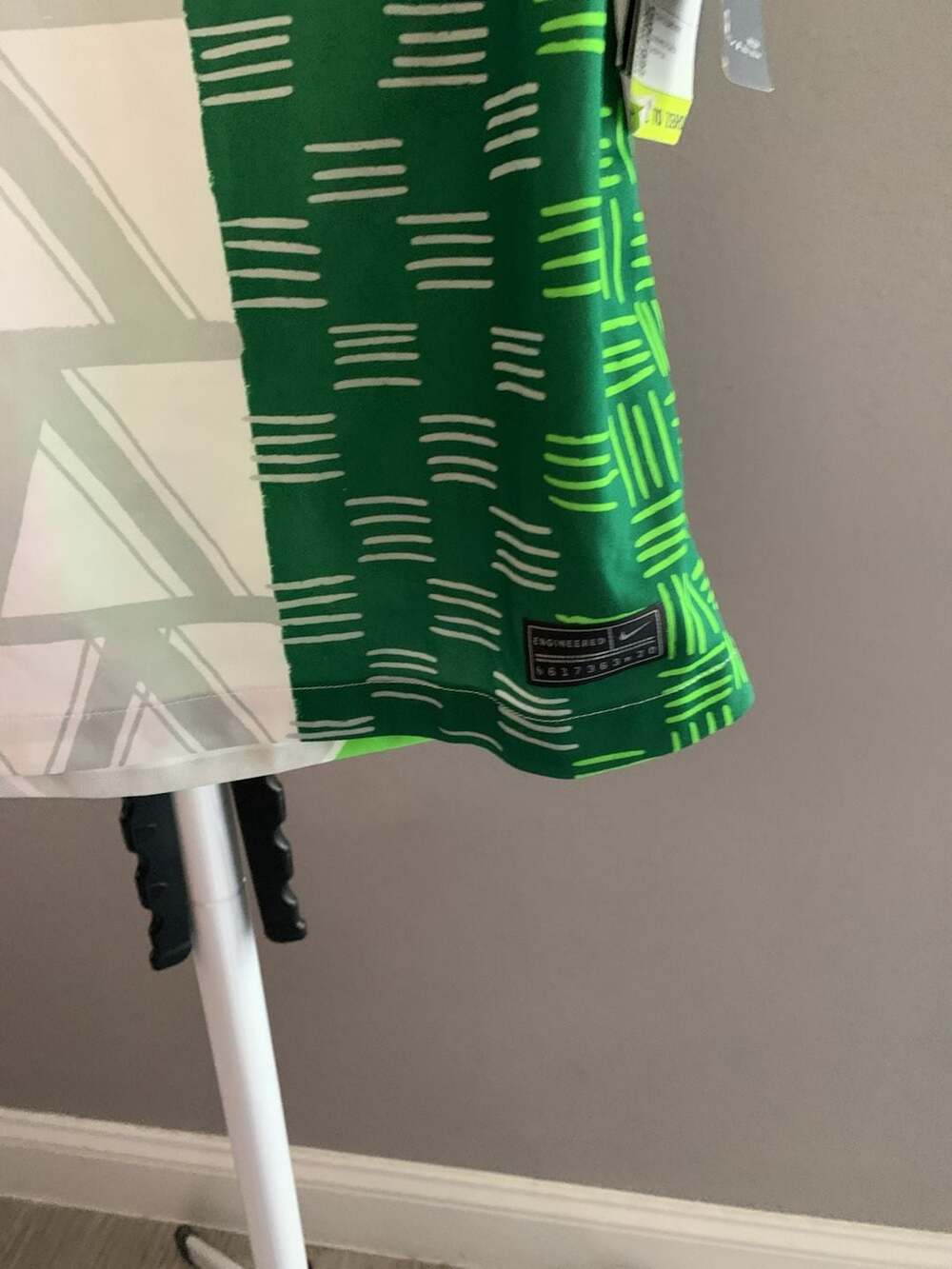 Nike Nigeria National Team 2020-2022 Women's Home Soccer Jersey - Picture 6 of 7